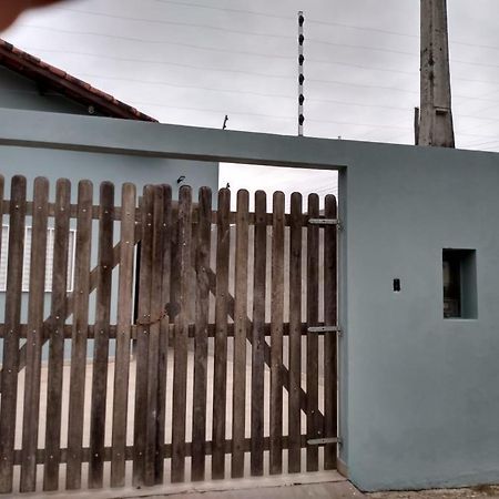 Casa De Praia Com Piscina อิตันญาเอม ภายนอก รูปภาพ